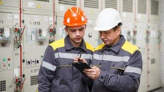 dtek-kijivski-elektromerezhi-onovili-vlasniy-mobilniy-zastosunok-dlya-remontiv-i-oglyadu-merezh